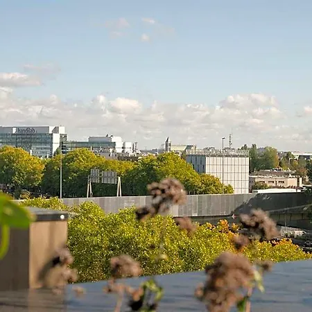 - Paris Pleyel - L'ile Saint Denis