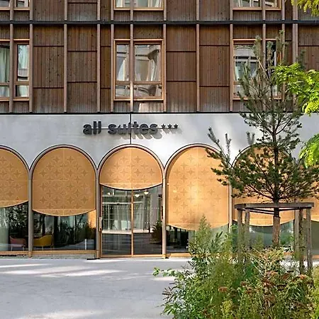Hotel - Paris Pleyel - L'ile Saint Denis 3*